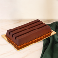 KitKat Cake